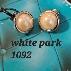 Premier Designs  White Park Earrings